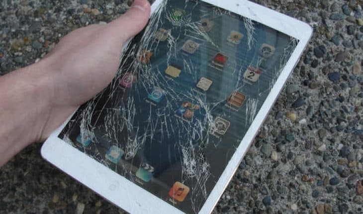Nên làm gì với màn hình iPad bị nứt?
