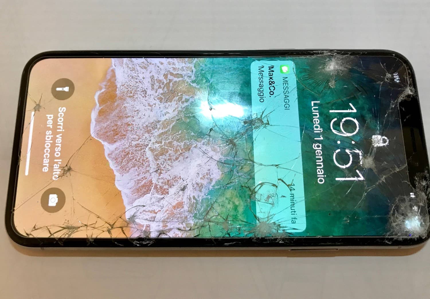 5 Tác hại khôn lường nếu bạn không thay màn hình iPhone khi bị vỡ