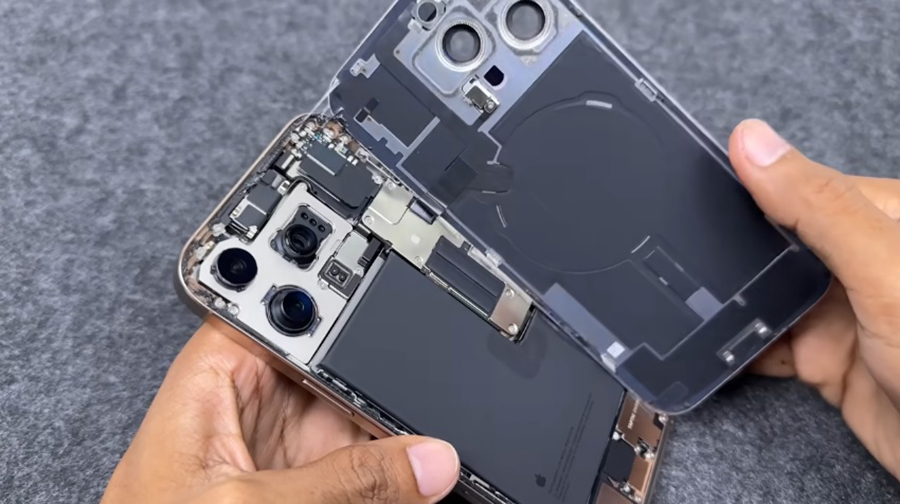 Thay màn hình iPhone 16 Pro Max bao nhiêu tiền? Giá mới nhất 2025