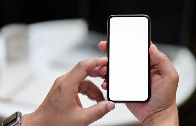 Nguyên nhân nào khiến iPhone bị màn hình trắng?