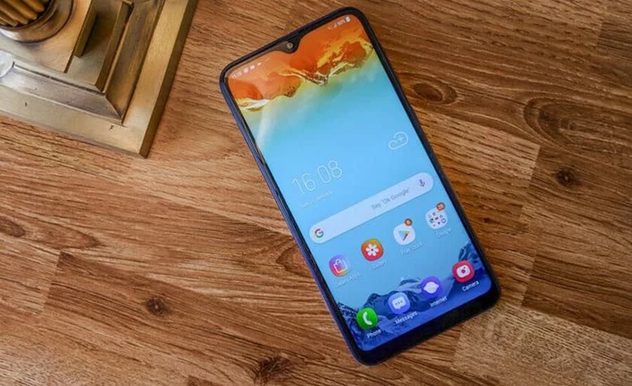 Khi màn hình Samsung bị nứt vỡ: Có nên thay ngay không?