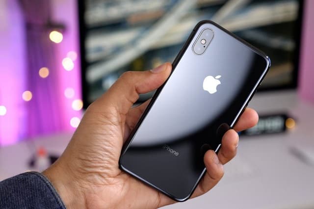 Bật mí 4 cách khắc phục màn hình iPhone bị sọc?
