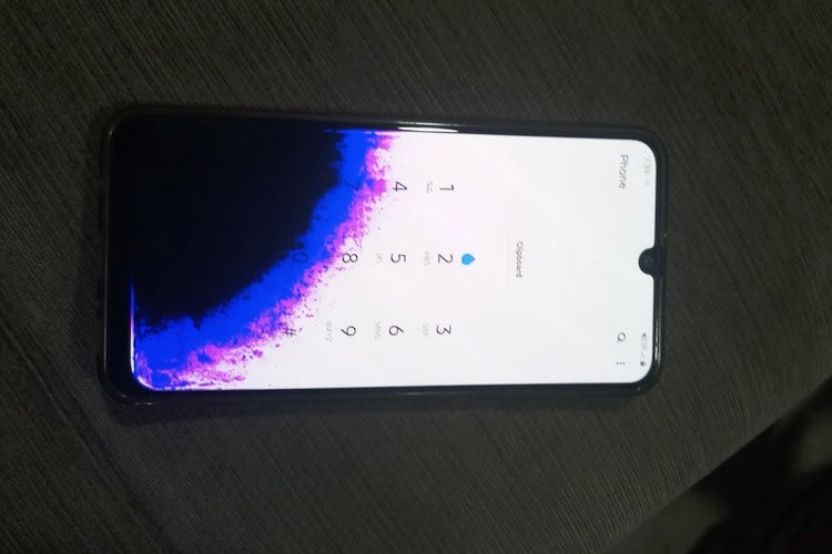 Vết chảy mực nhỏ – Thủ phạm âm thầm hủy hoại điện thoại Samsung