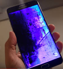 Vết chảy mực nhỏ trên màn hình Samsung – Dấu hiệu cảnh báo sớm cần lưu ý