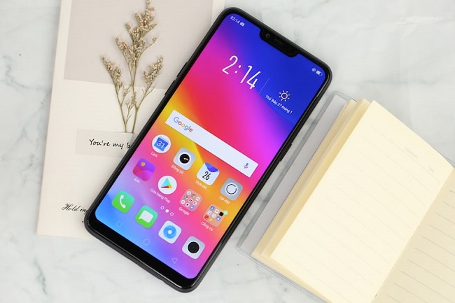 Cách bảo quản điện thoại Oppo đúng cách để tránh vỡ màn hình