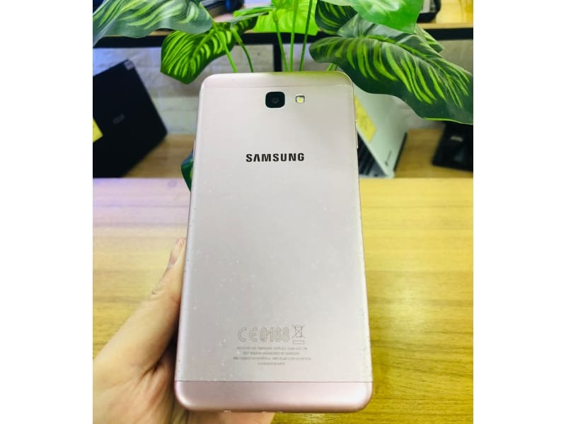 Vỡ nhẹ màn hình Samsung: Dấu hiệu nào cảnh báo cần thay gấp?