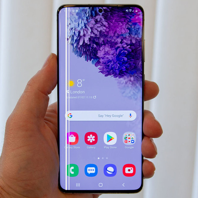 Màn hình Samsung vỡ khiến việc thực hiện các cuộc gọi video khó khăn