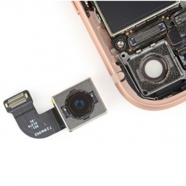 Camera sau thay cho IP 8
