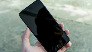 Làm sao để khắc phục màn hình iPhone bị lag giật?