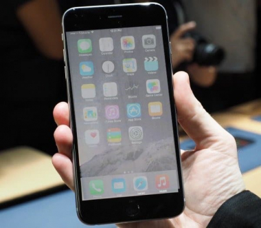 Làm thế nào khắc phục màn hình iPhone khi bị nhòe?