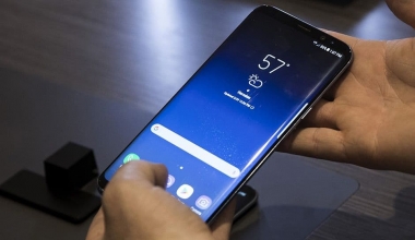 Lưu Ý Quan Trọng Khi Thay Màn Hình Samsung Bị Vỡ Lần Đầu