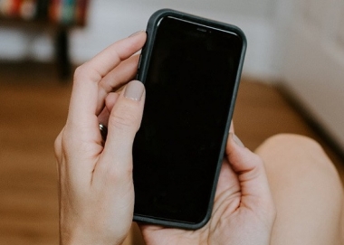 Màn hình iPhone bị lỗi không hiển thị phải làm thế nào?