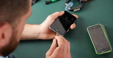 Nguyên Nhân Và Cách Khắc Phục Màn Hình iPhone Bị Đen Xoay Vòng Loading