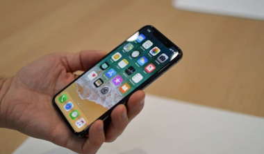 Những lỗi sẽ xảy ra với màn hình iPhone khi lỡ vào nước?