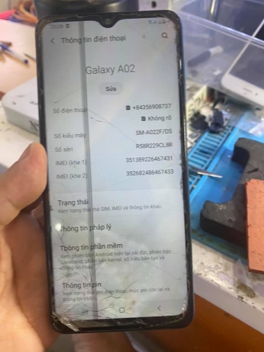 Thay màn hình Samsung A02S giá bao nhiêu tiền?