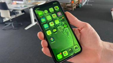 Tiết lộ cách xử lý khi màn hình iPhone bị xanh lá cây