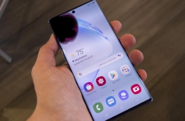 Vết chảy mực nhỏ – Thủ phạm âm thầm hủy hoại điện thoại Samsung